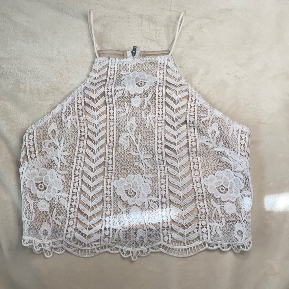 J.O.A. | White Floral Lace Cami Crop Top | Small